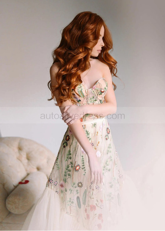 Strapless Embroidery Lace Tulle Amazing Wedding Dress Strapless Embroidery Lace Tulle Amazing Wedding Dress